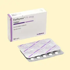 Opakowanie i blistry leku Euthyrox 75 mcg, zawierające tabletki z lewotyroksyną sodu.