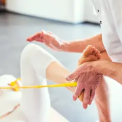 Czy na rehabilitację prywatnie potrzebne jest skierowanie? Odpowiedź, która zaskoczy