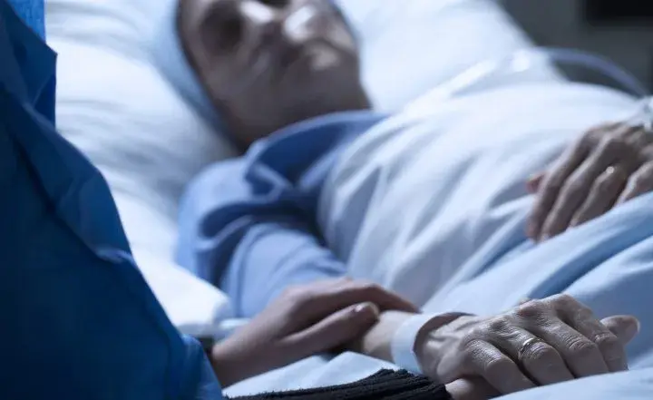 Jak zapaść w śpiączkę? Przyczyny, skutki i co warto wiedzieć