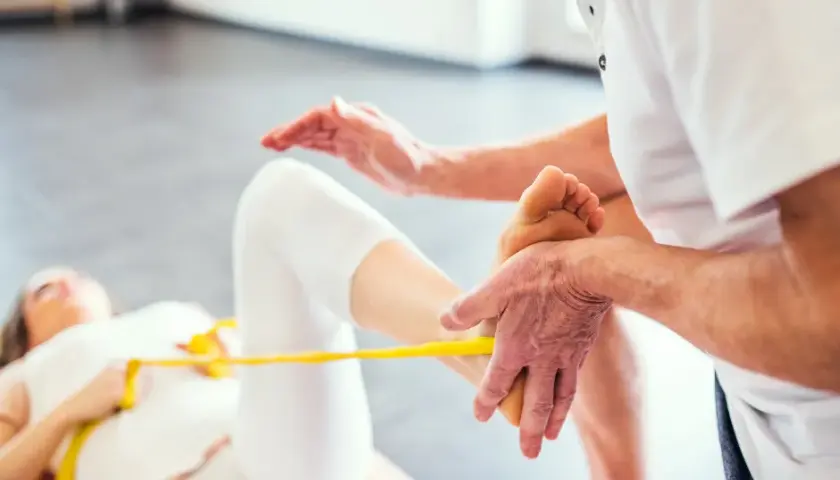 Czy na rehabilitację prywatnie potrzebne jest skierowanie? Odpowiedź, która zaskoczy