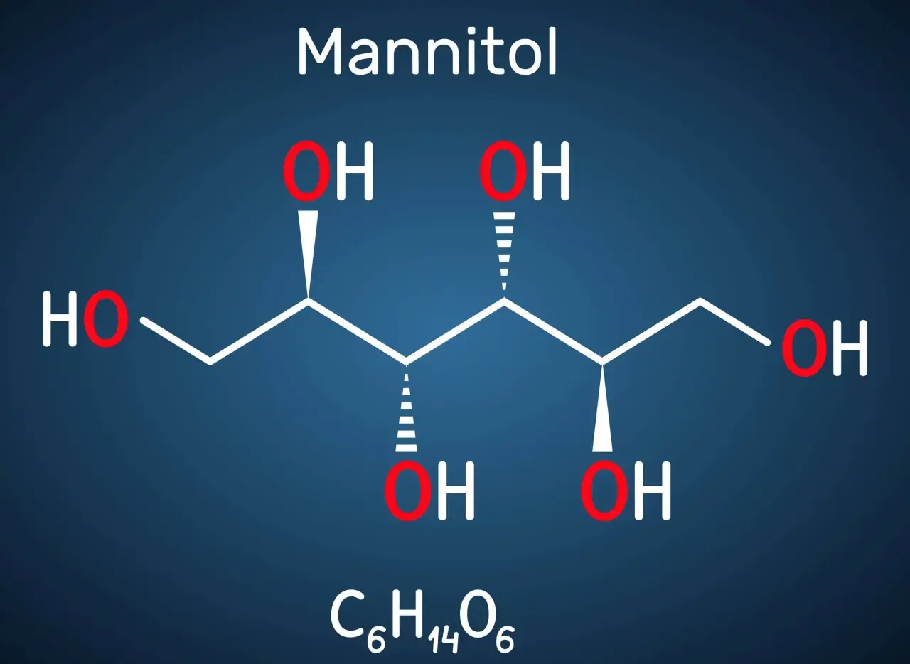 Struktura chemiczna mannitolu (C₆H₁₄O₆) z grupami hydroksylowymi.