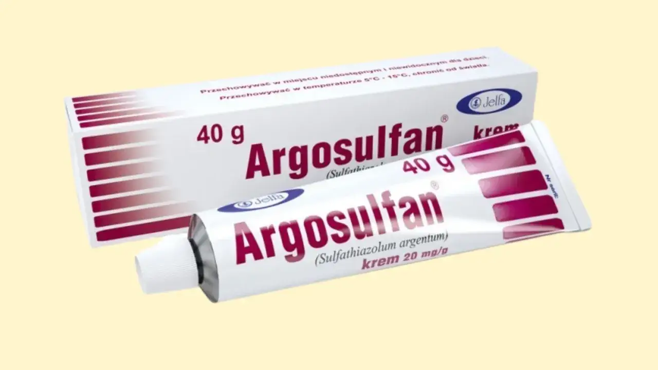 Argosulfan krem na co? Tubka i opakowanie leku Argosulfan, zawierającego sulfatiazolum argentum, stosowanego w leczeniu ran i oparzeń.